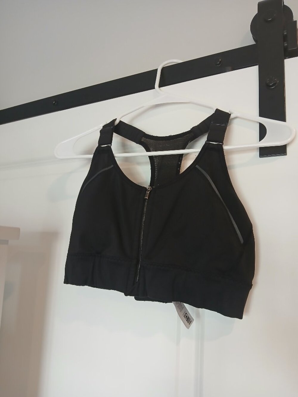 GREAT Soft Black Medium Zippered Front Athleta Sports Bra
